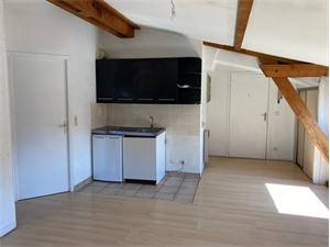 t2 à la location -   63130  ROYAT, surface 40 m2 location t2 - UBI483275765